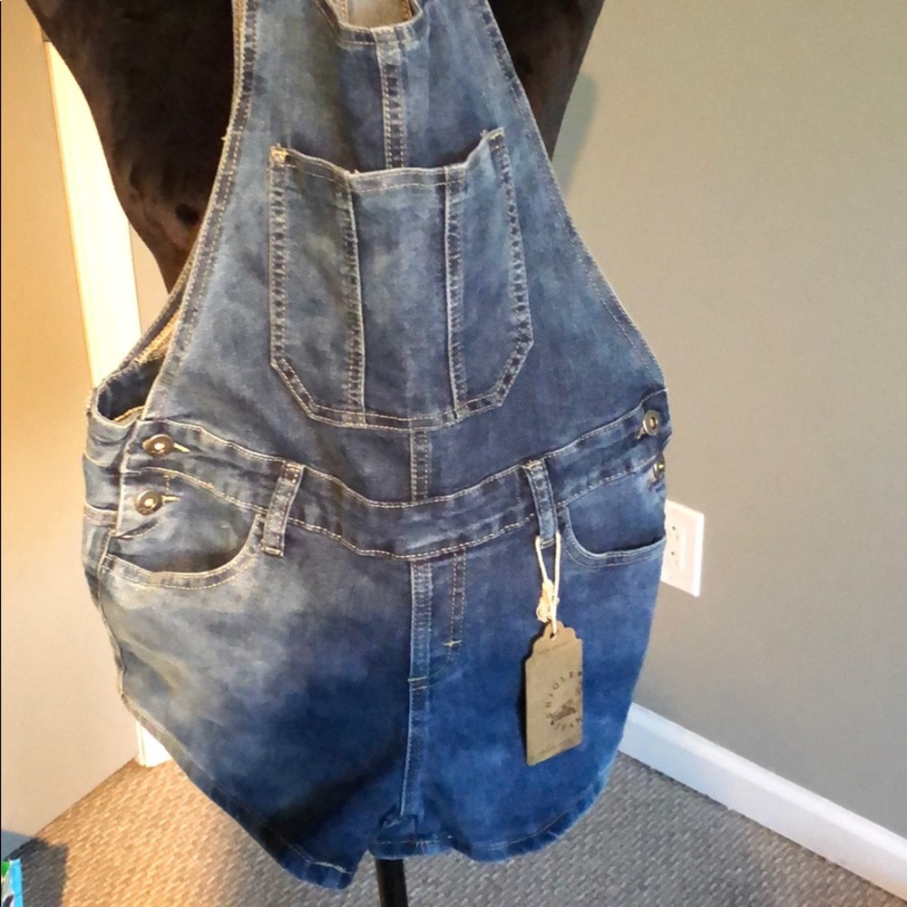 Overall shorts brand new size medium